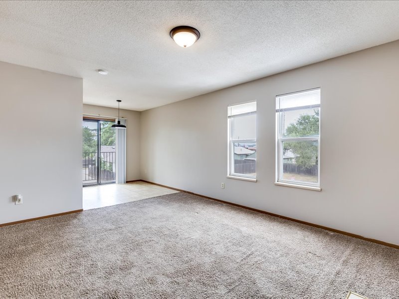 1125 West Merton Street - 101D