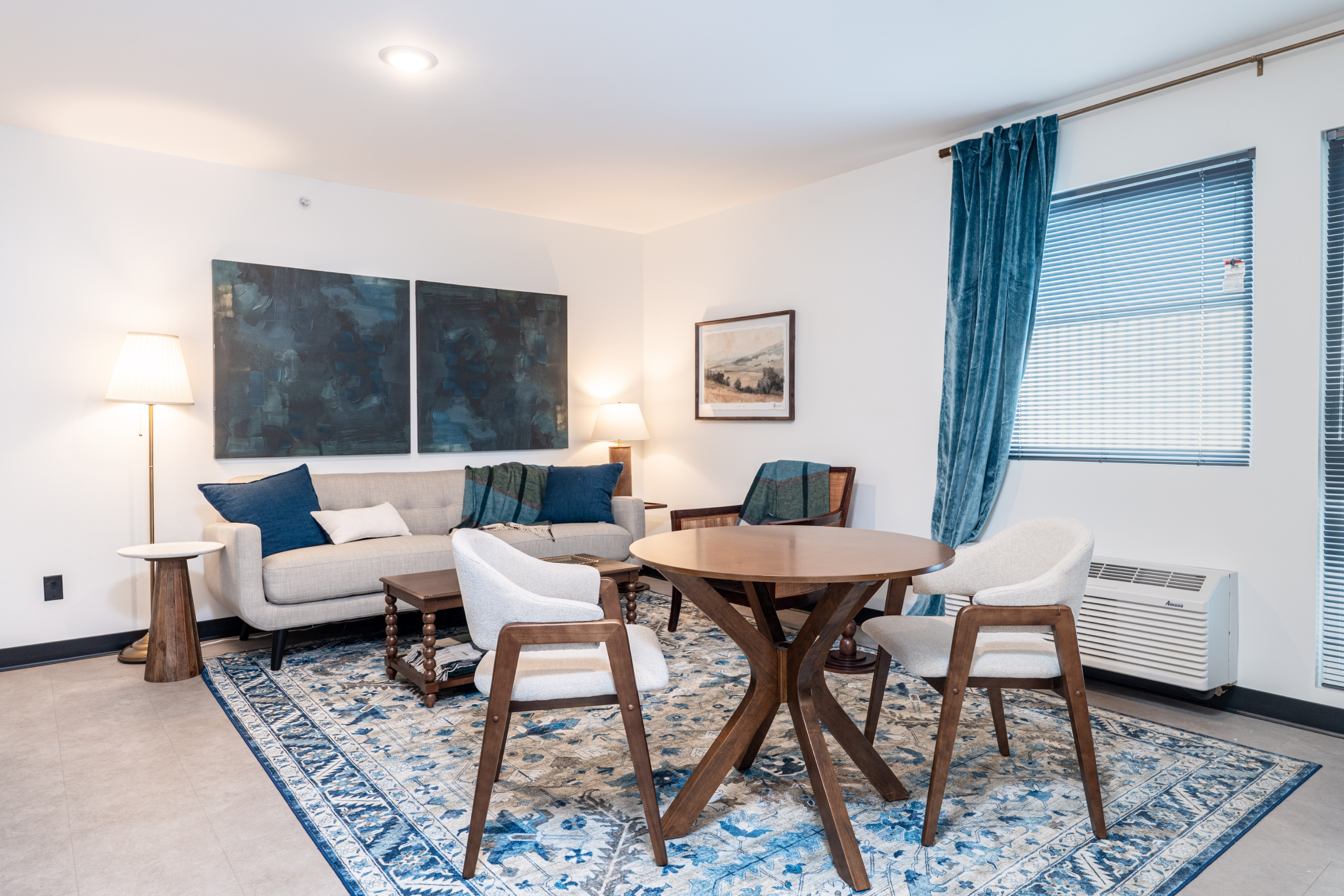 1728 N. Fairmount - 217