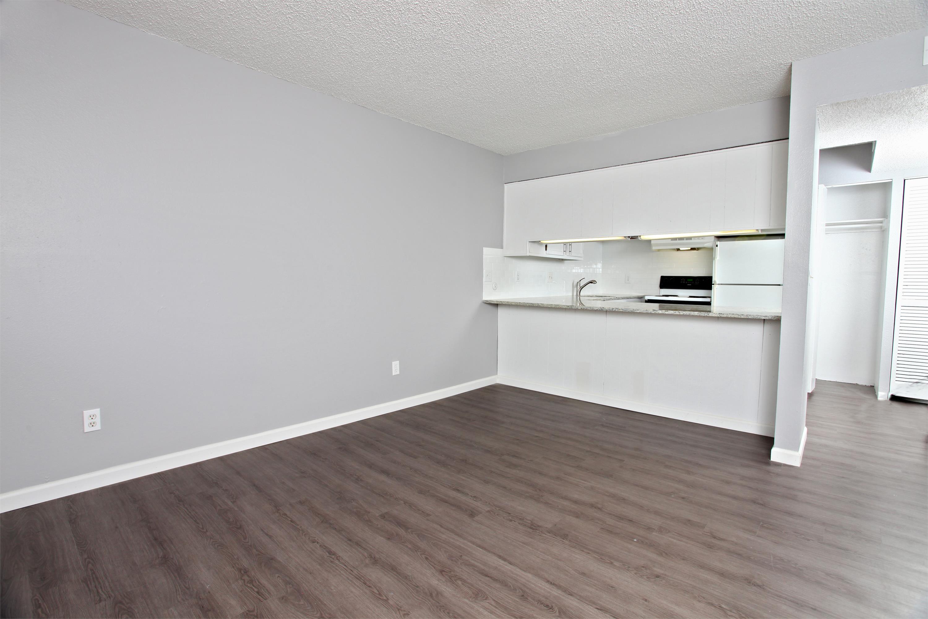 1717 N. Vassar - 307