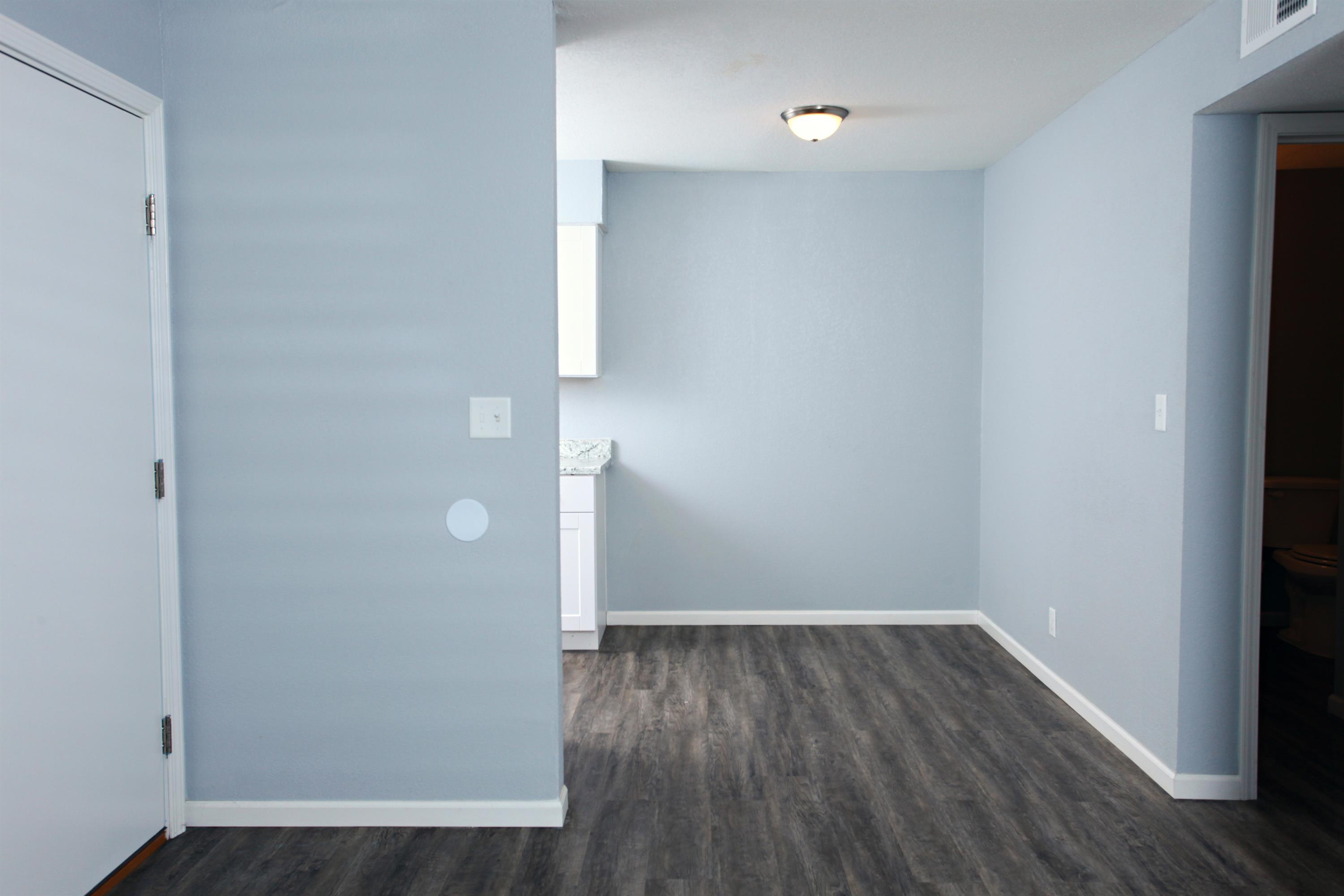 928 N. Carter - 101