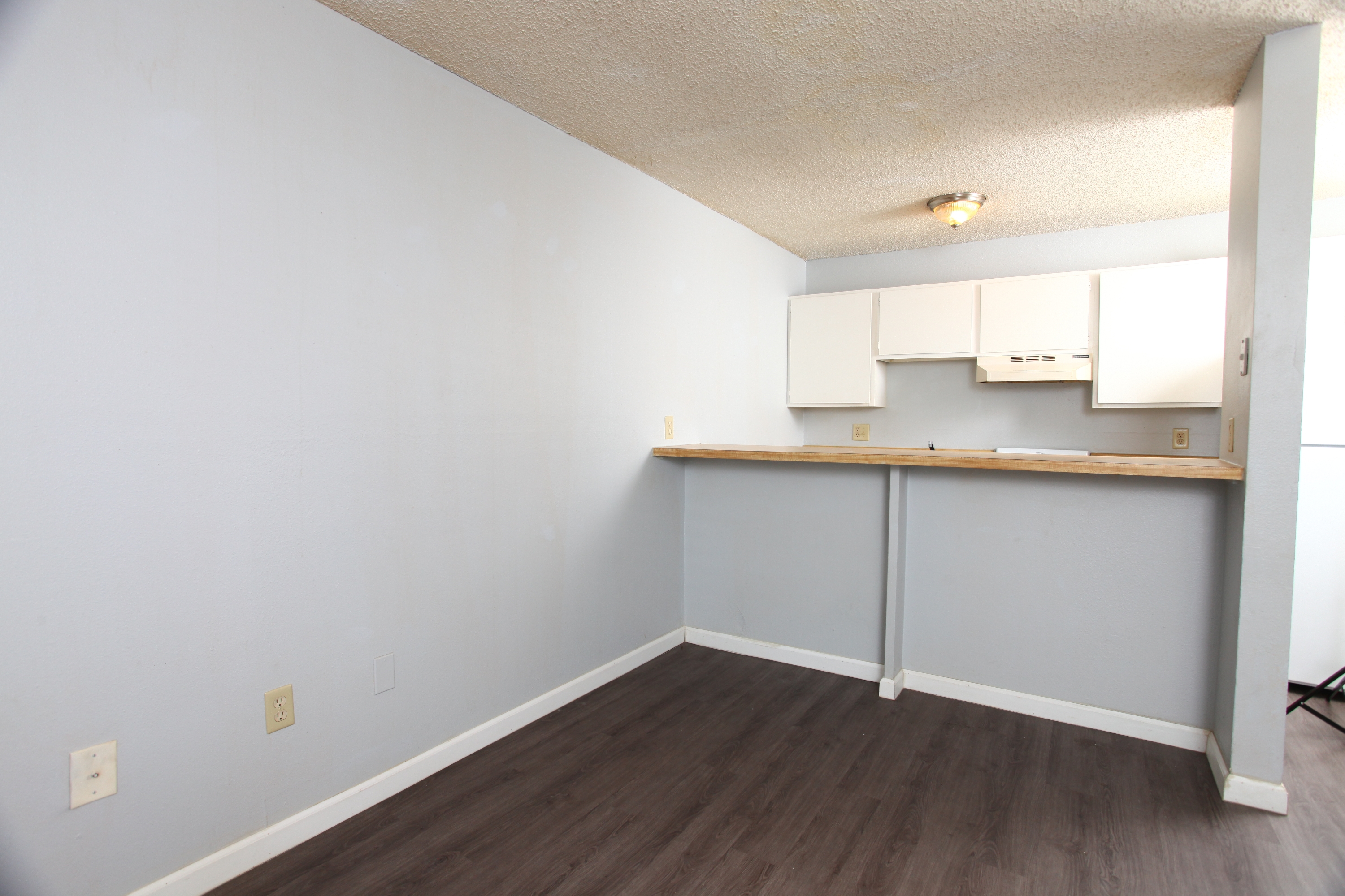 1212 S. Longfellow - 211