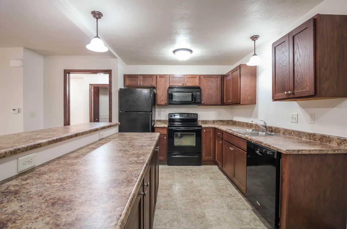 113 South Mable Avenue - 212