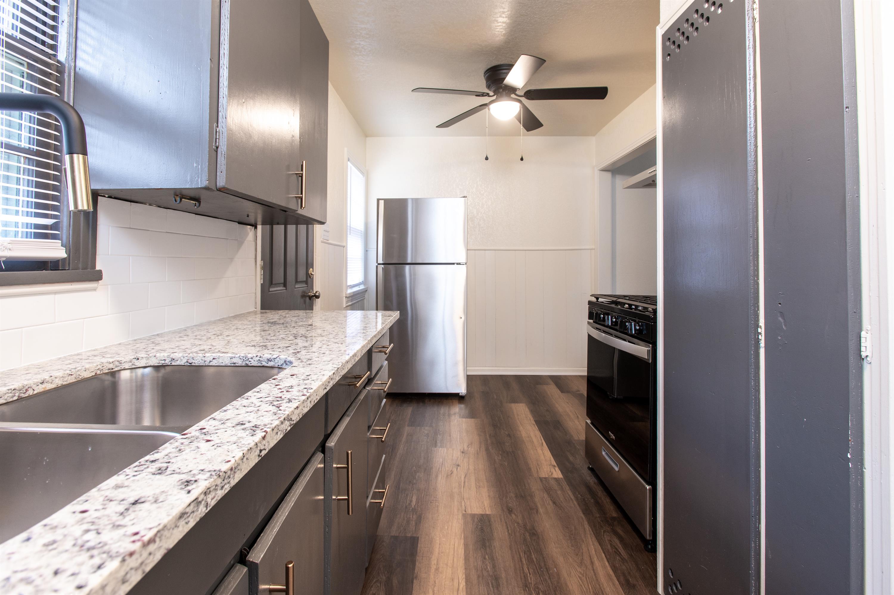 3201-3207 S. Waco Ave. - 3207