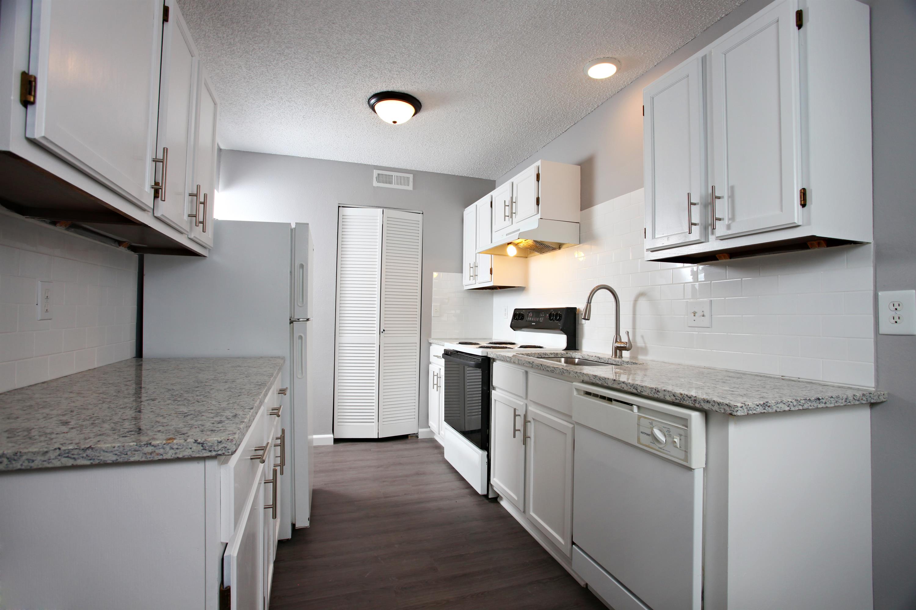 1717 N. Vassar - 201