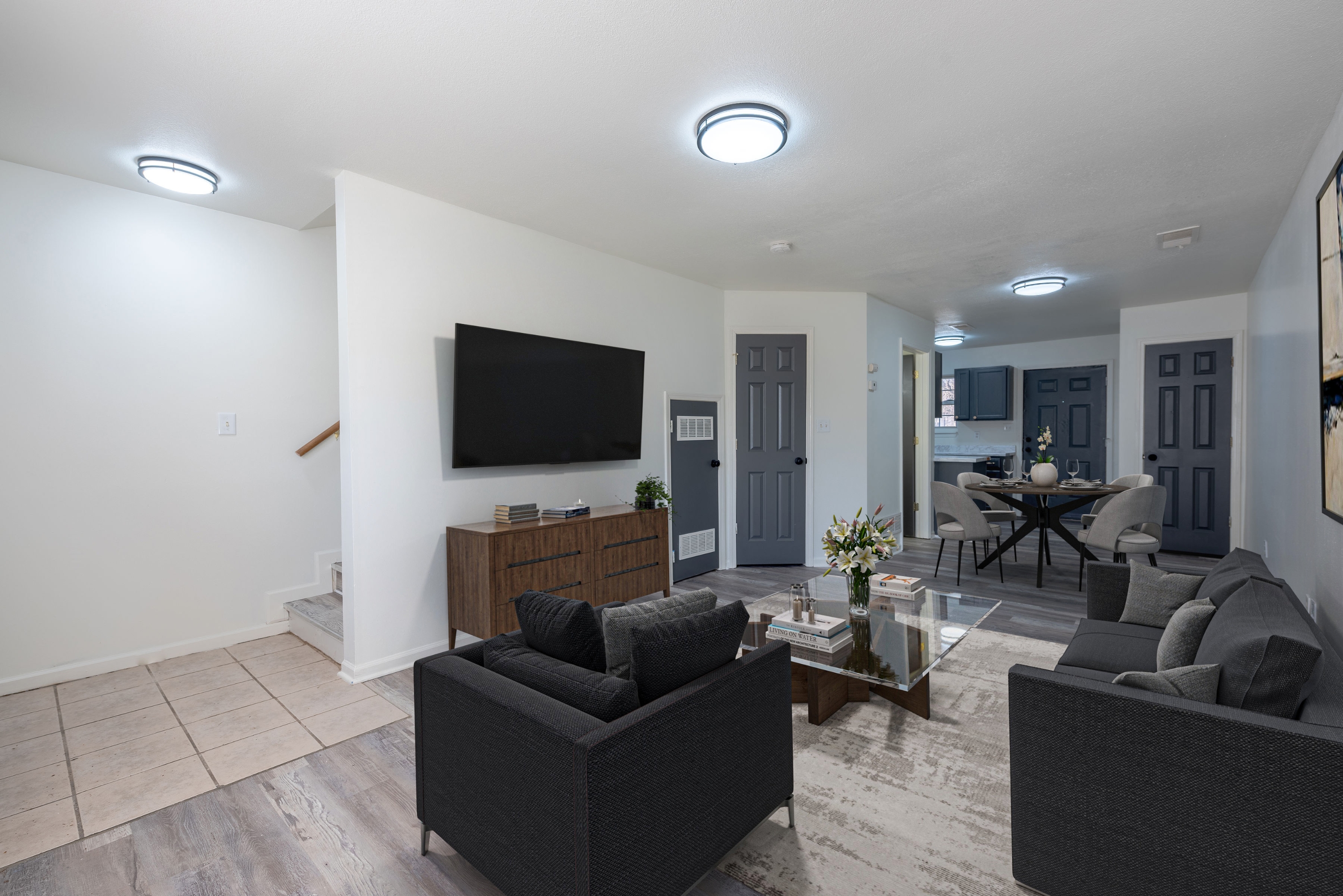 321 West South Avenue - 9