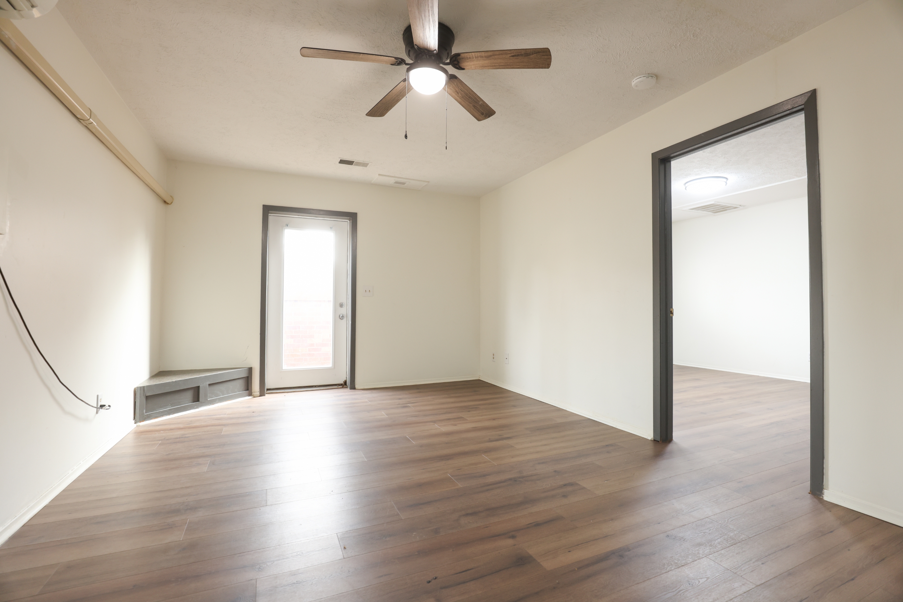 7110-7122 Jones Circle - 7116-04