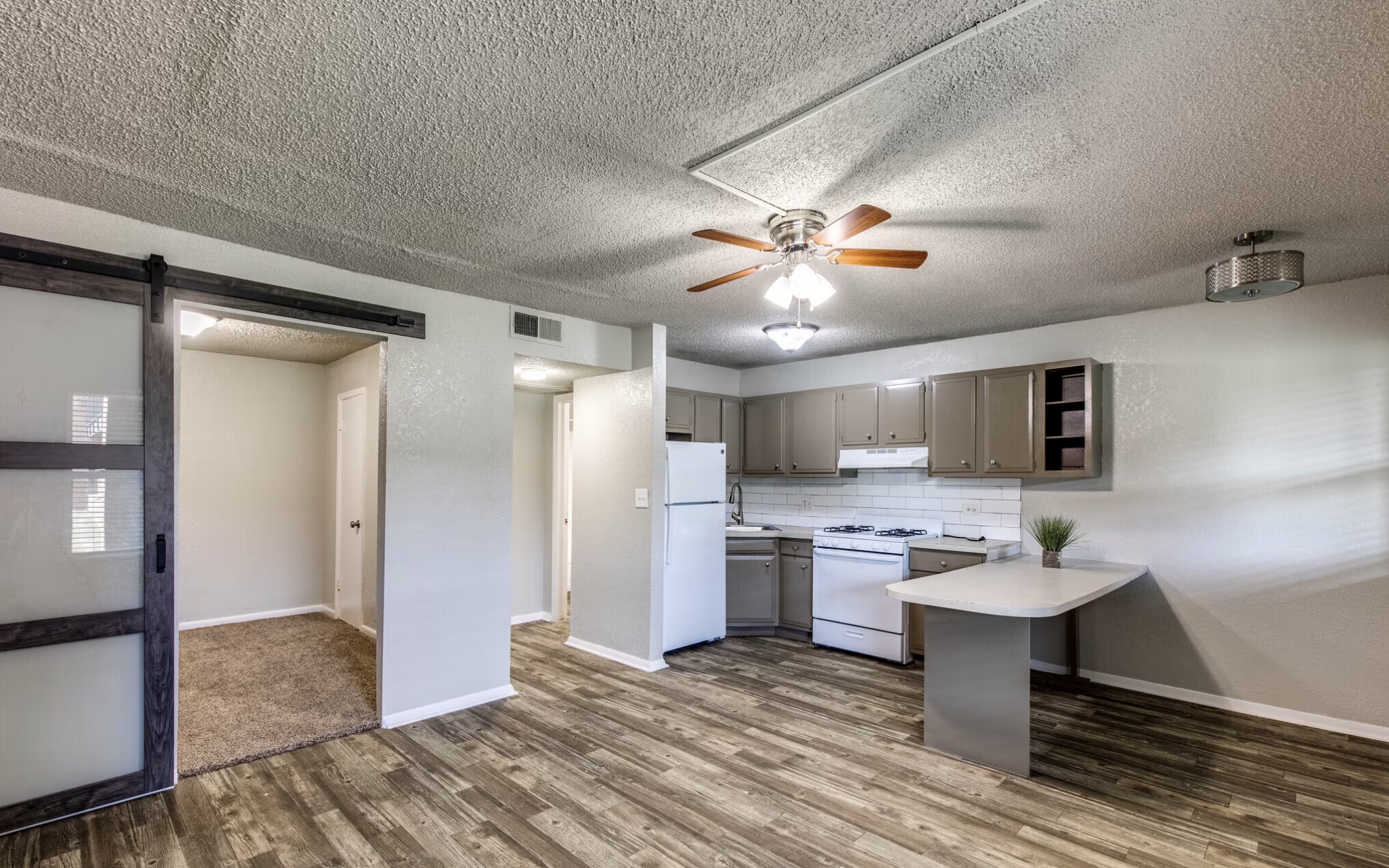 4646 South Fulton Avenue - 207