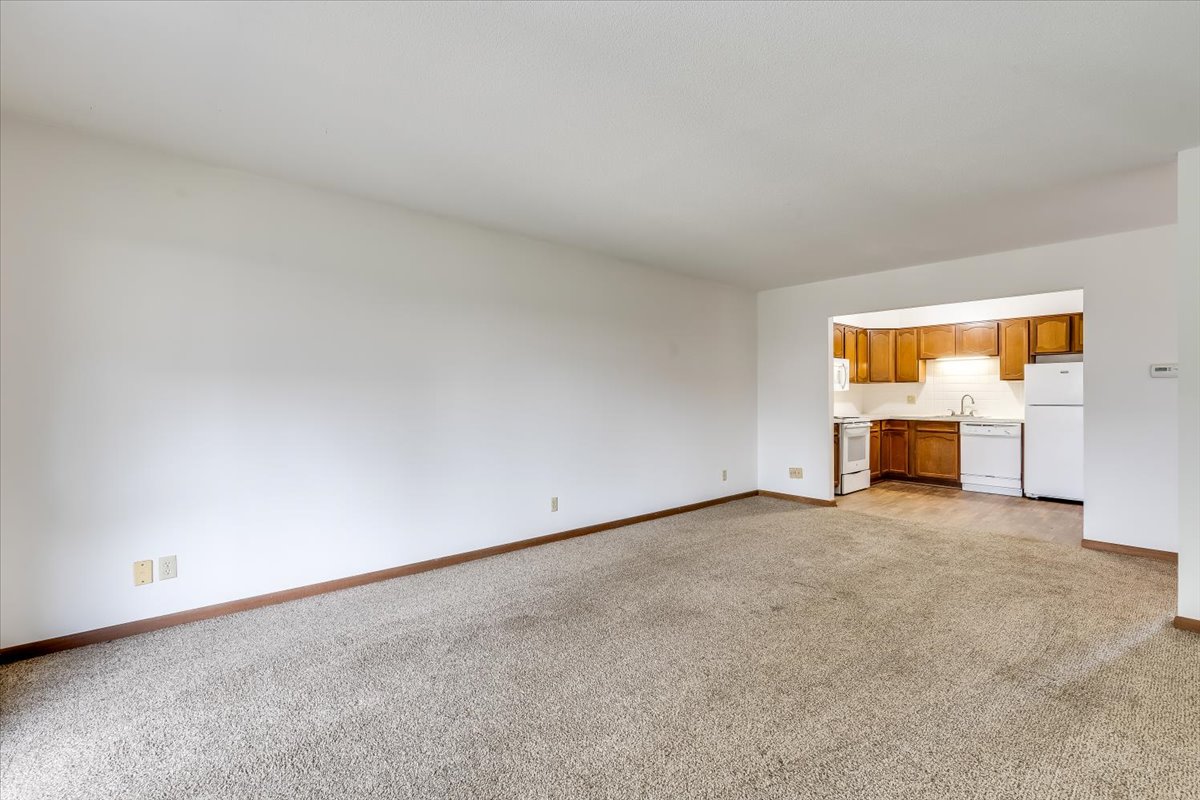 2055 North Porter Avenue - 107