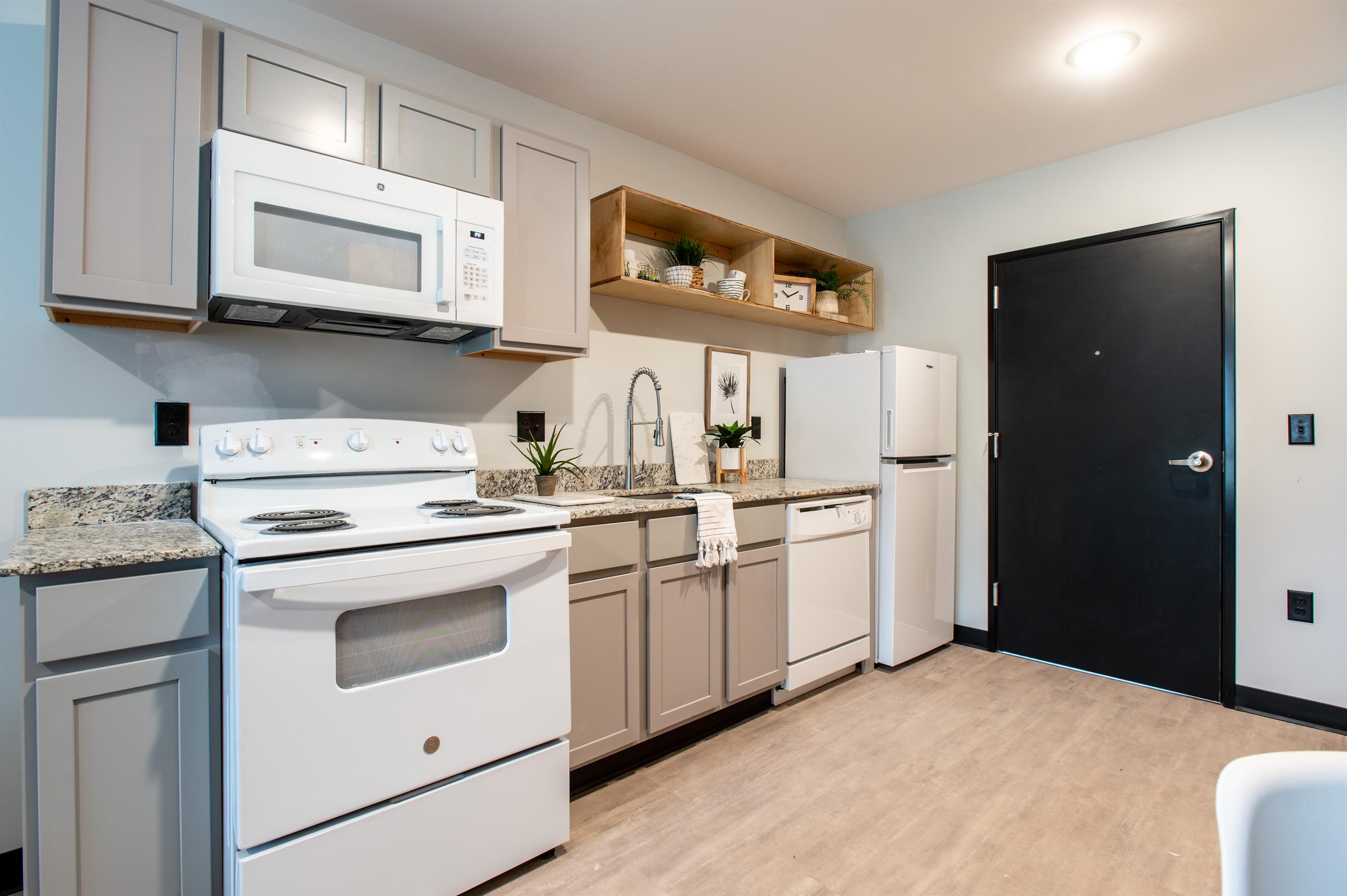 1711 N. Vassar - 309