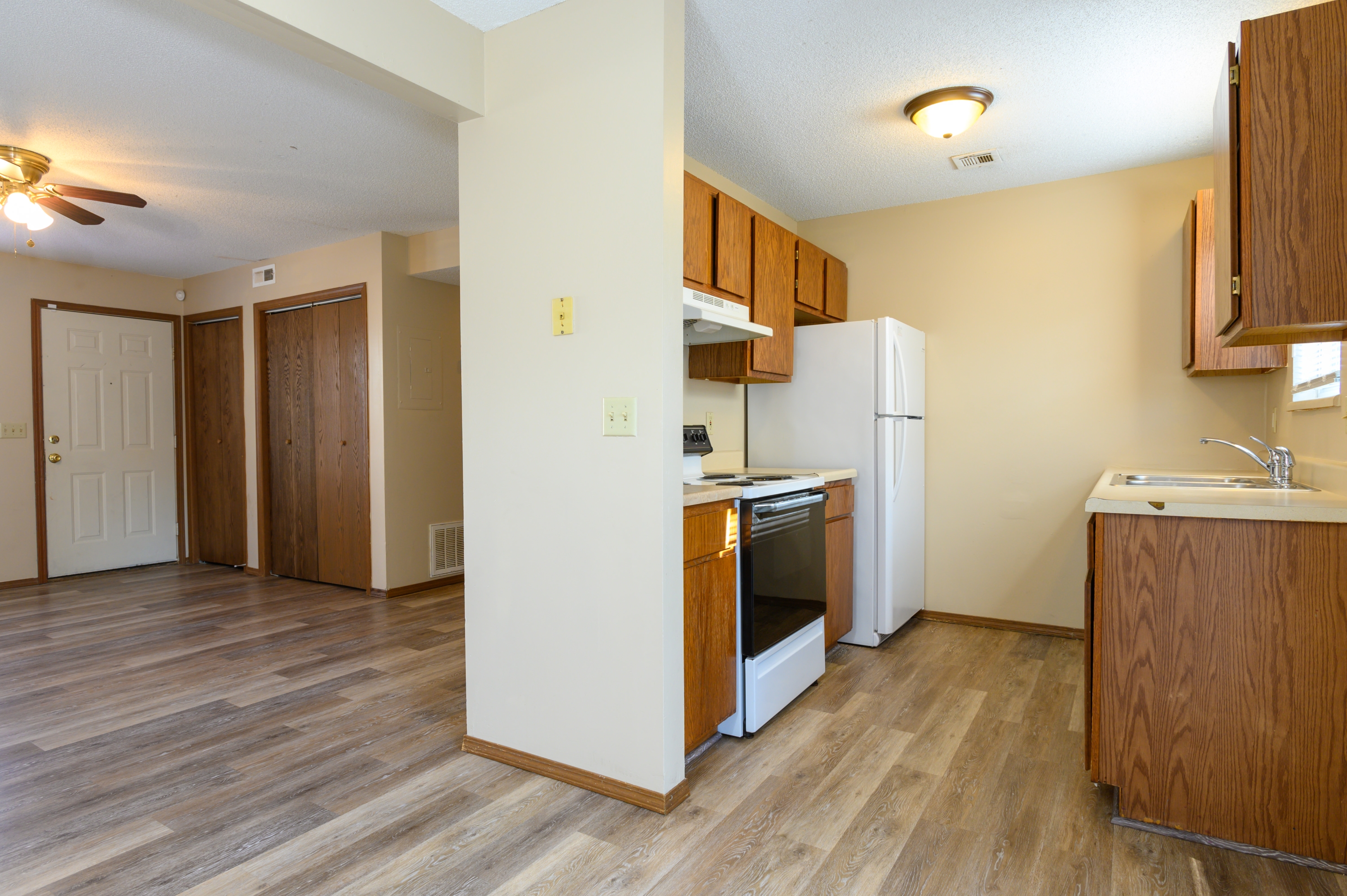 1125 West Merton Street - 111D