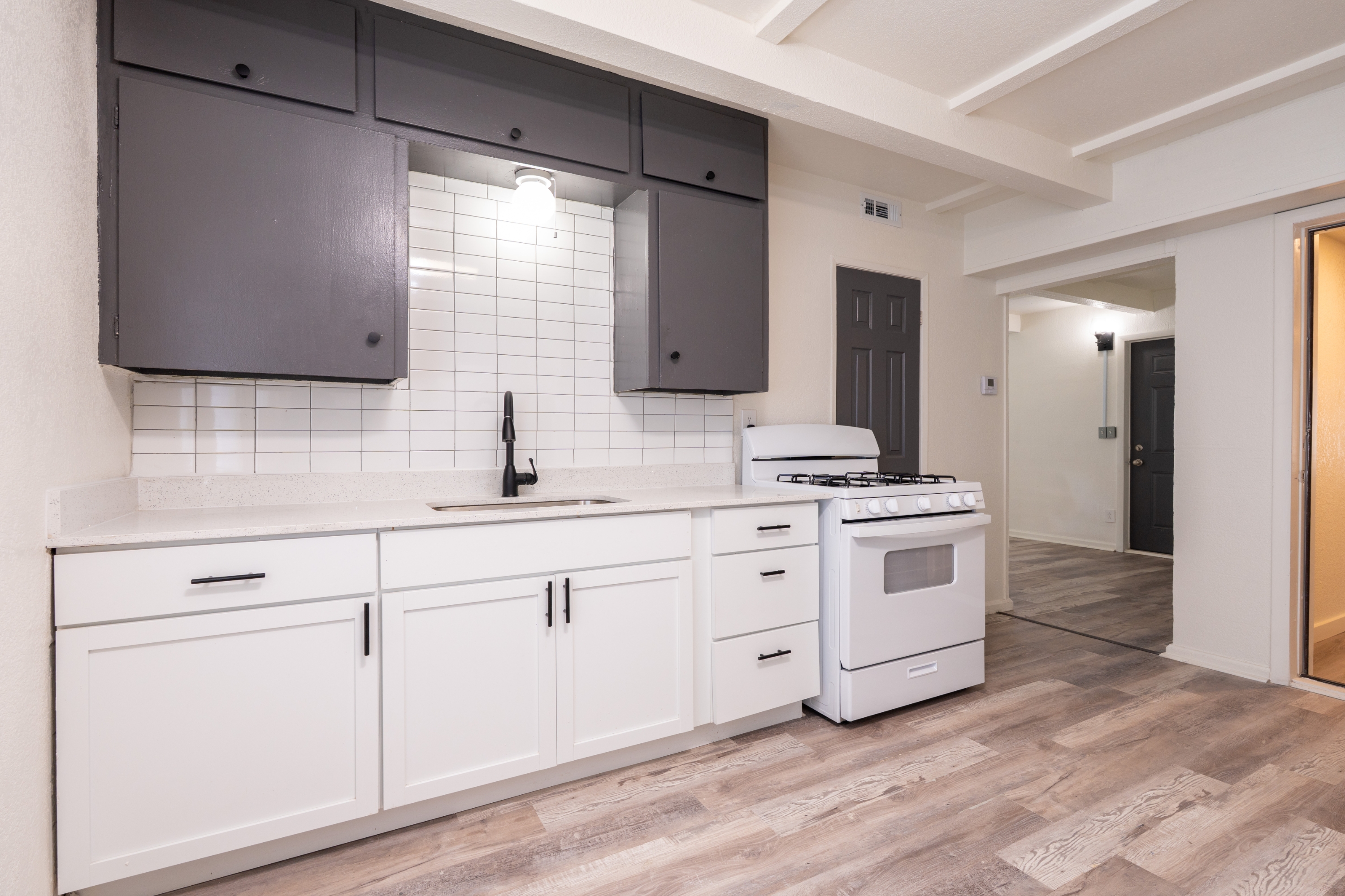 1335 West Dora Street - 1335