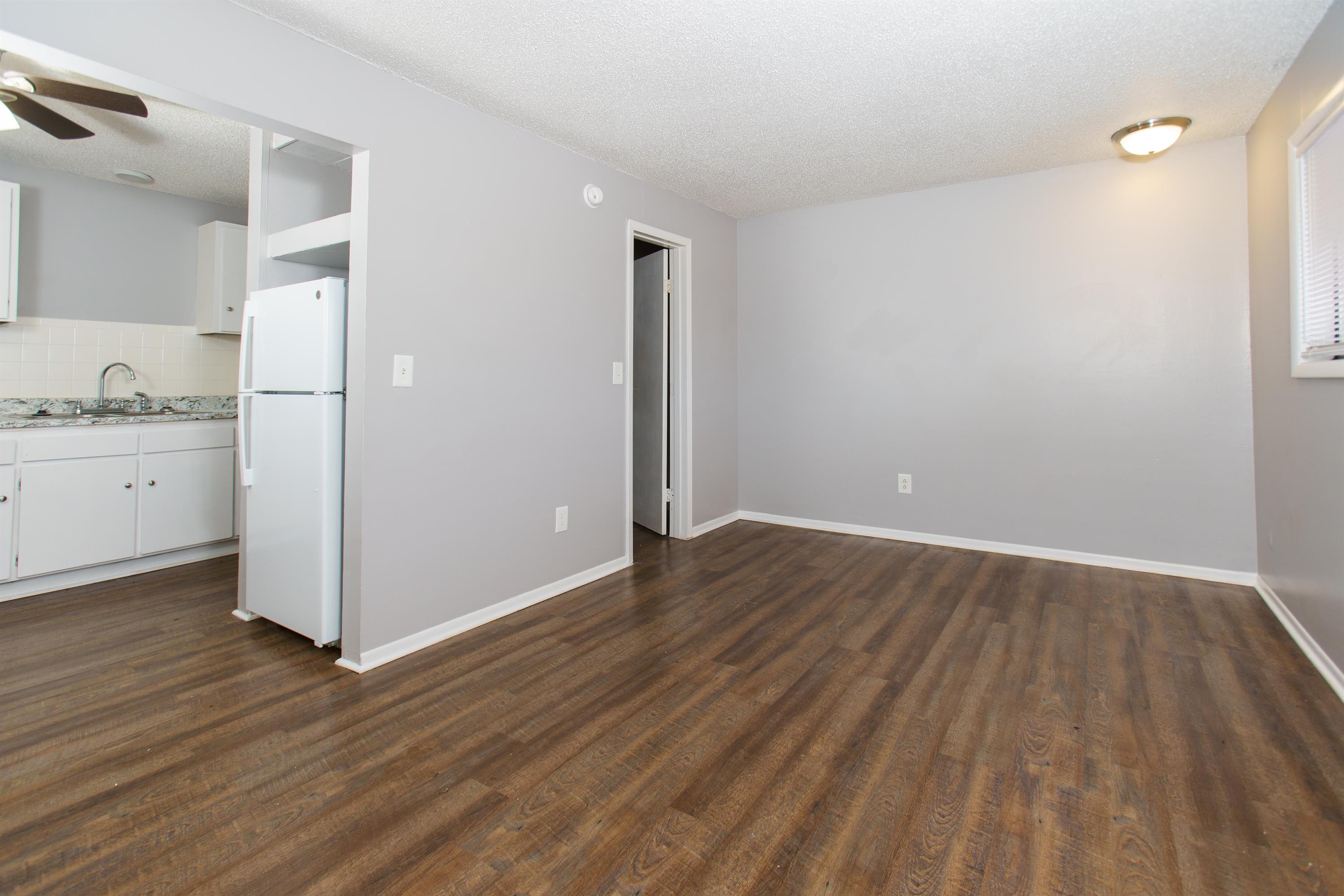 2626 W. 9th St. #210