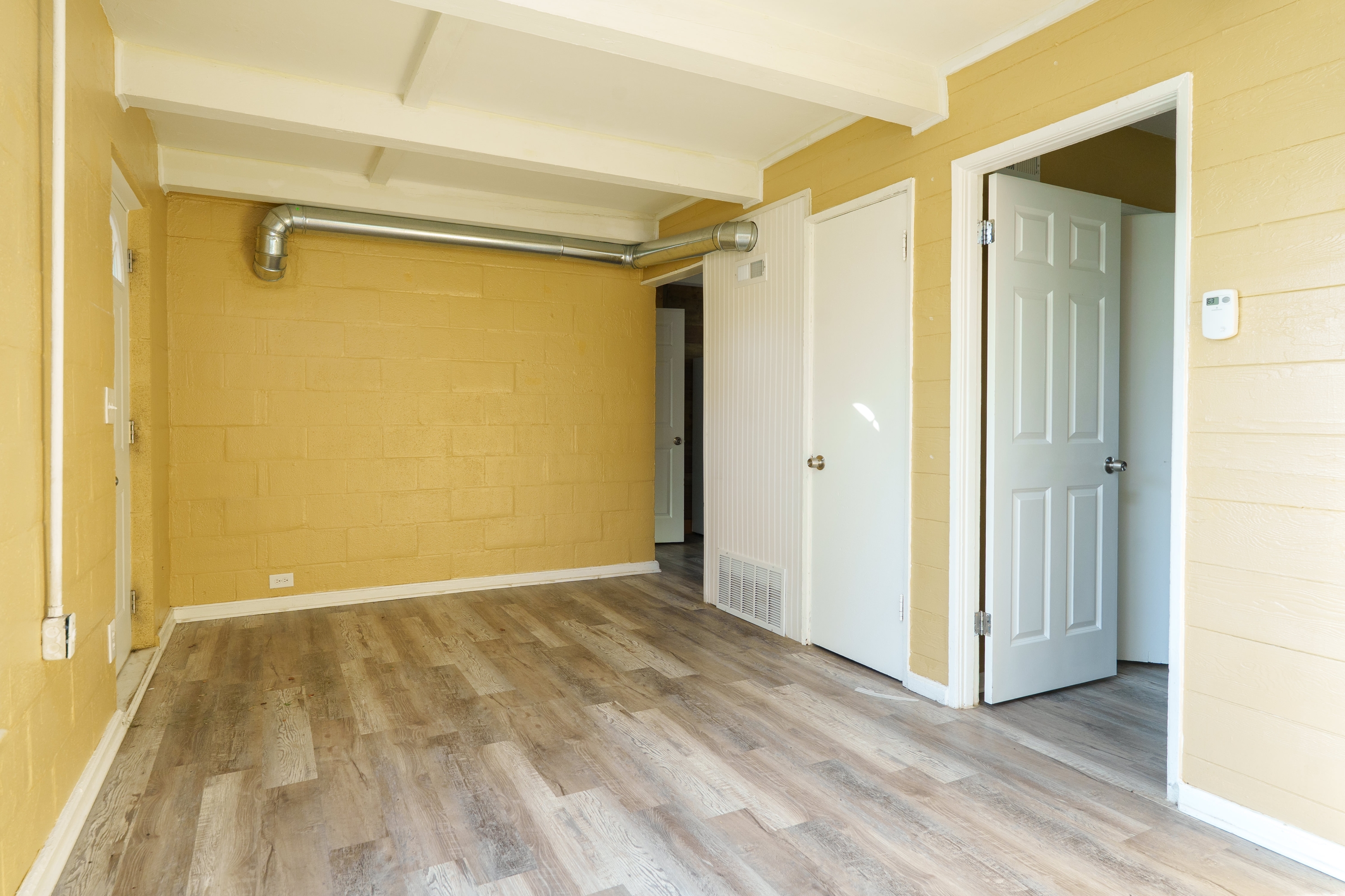 1335 West Dora Street - 1335